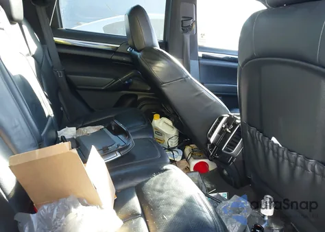 2012 Porsche Cayenne S z USA, uszkodzony, nr VIN WP1AB2A29CLA42131